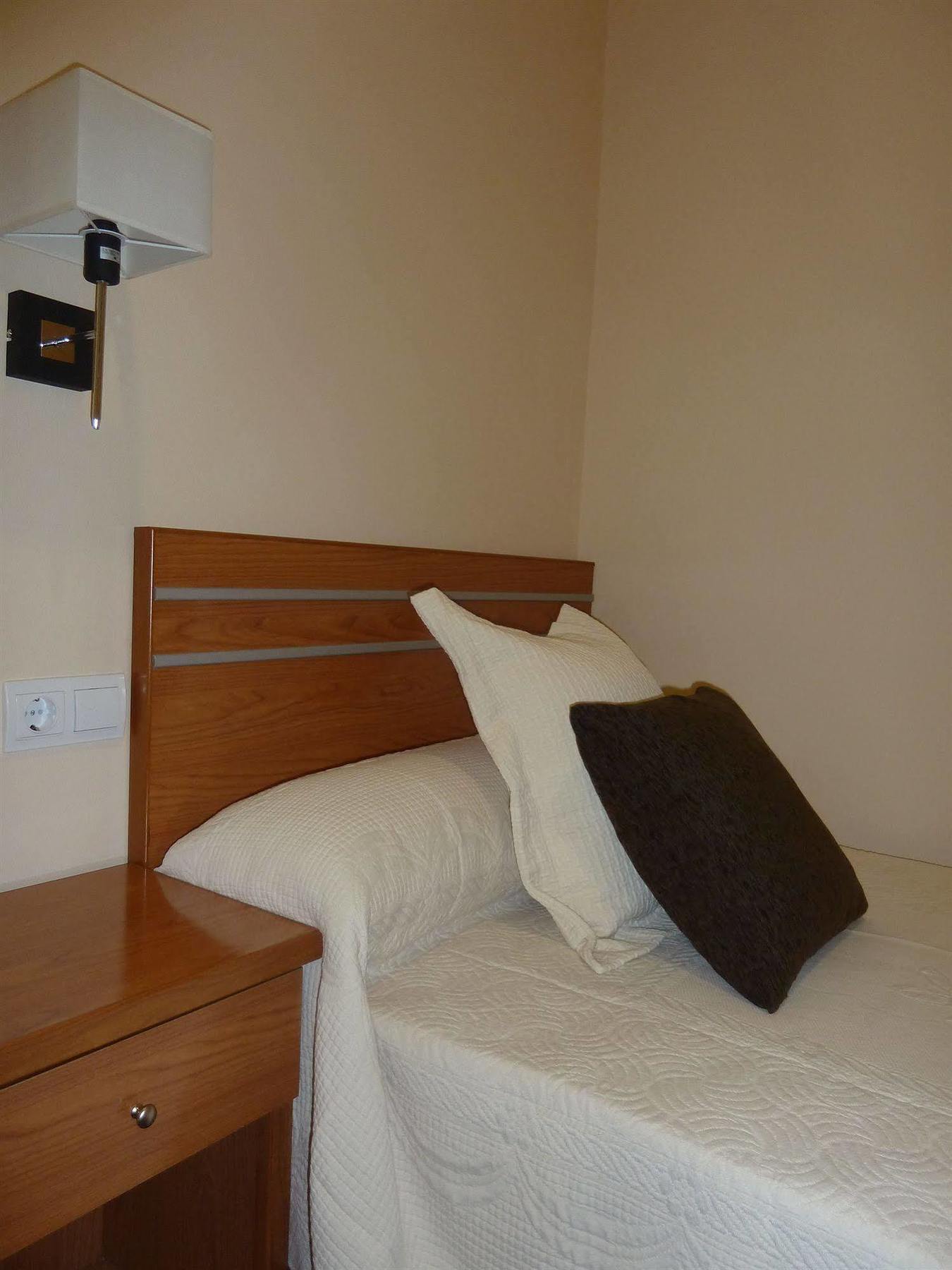 Hostal Mayor Мадрид Экстерьер фото